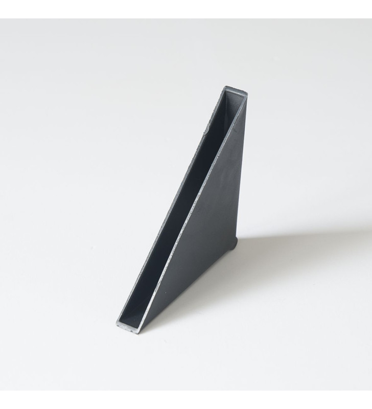 CANTONERA PLASTICO NEGRO